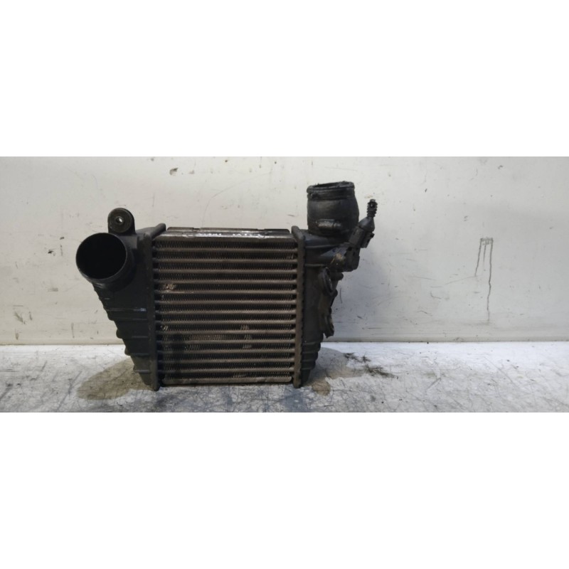 Recambio de intercooler para volkswagen golf iv berlina (1j1) referencia OEM IAM   