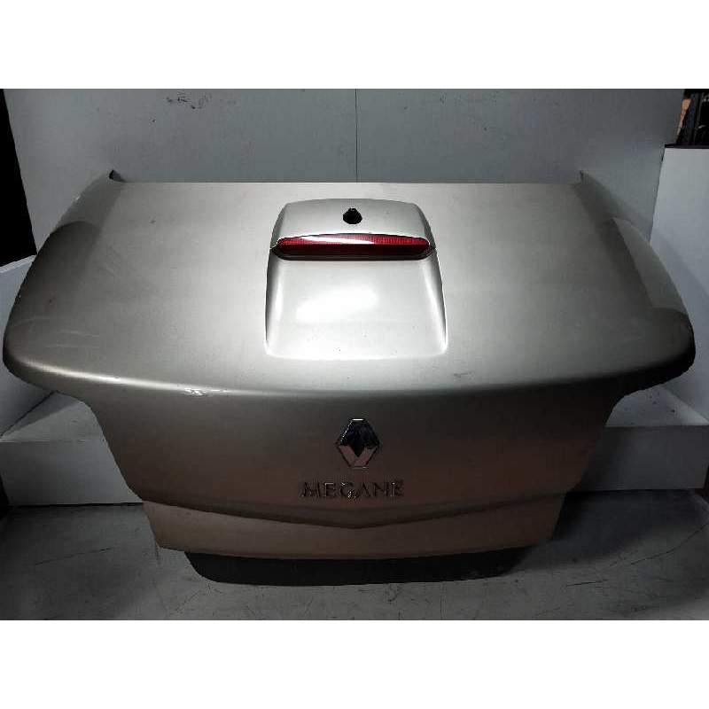 Recambio de tapa maletero para renault megane ii coupe/cabrio 1.9 dci diesel referencia OEM IAM  CABRIOT 2003