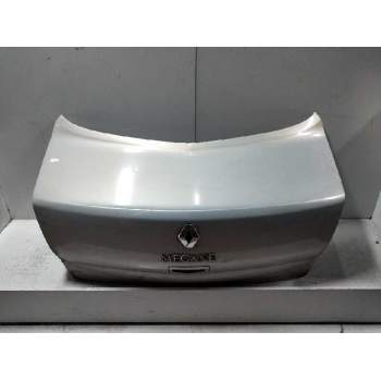 TAPA MALETERO 4P 2003