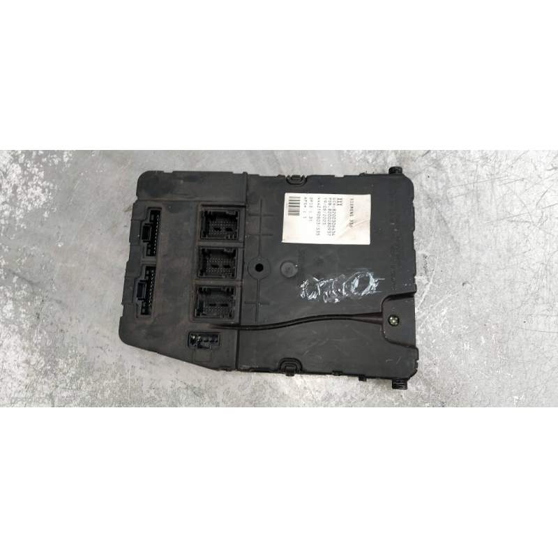 Recambio de modulo electronico para renault megane ii berlina 5p authentique referencia OEM IAM 8200306434 8200280937 