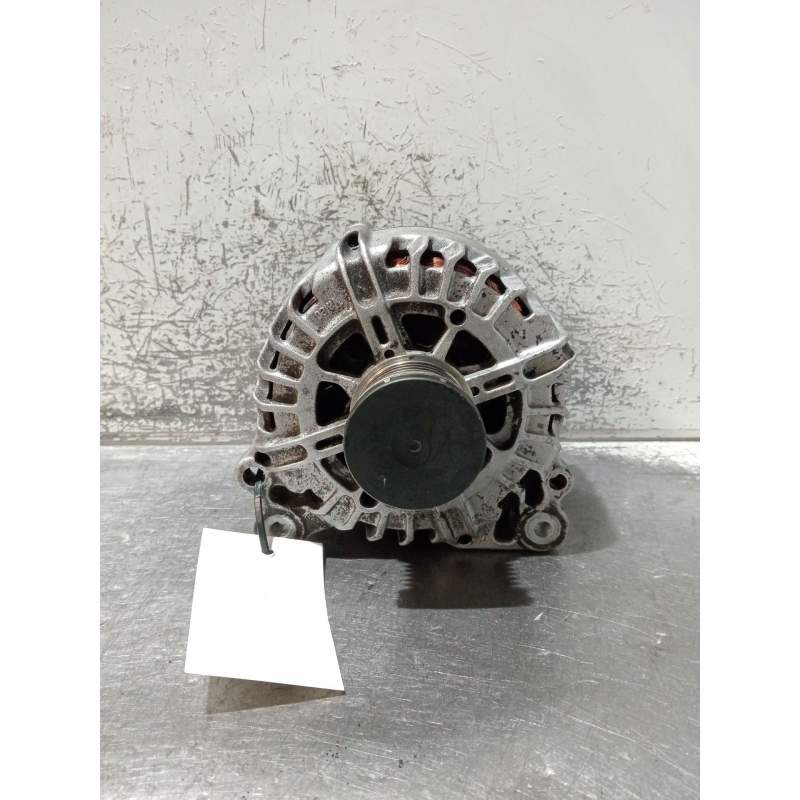 Recambio de alternador para seat leon (1p1) 1.4 tsi referencia OEM IAM 03C903025D 2607765A 