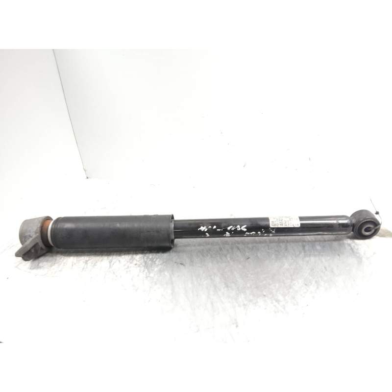 Recambio de amortiguador trasero para opel astra j lim. 1.7 16v cdti referencia OEM IAM   