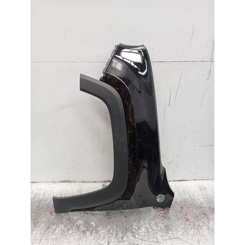 Recambio de aleta delantera izquierda para jeep renegade referencia OEM IAM   