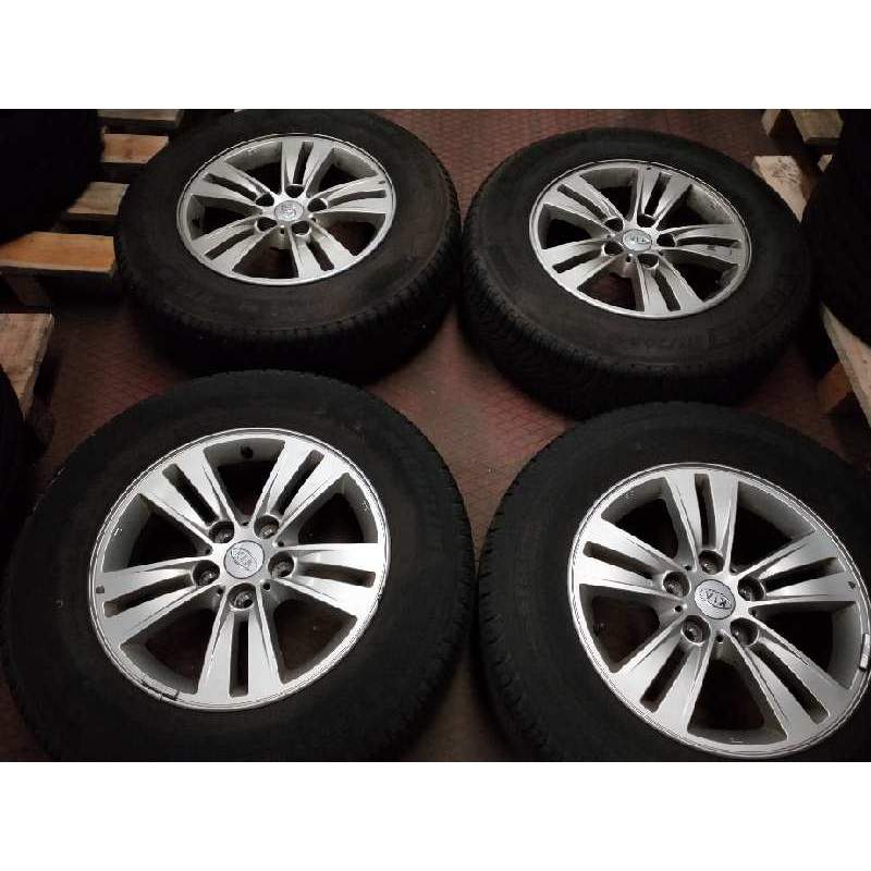 Recambio de juego llantas para kia sportage concept 4x2 referencia OEM IAM CUBIERTAS 2157016 JUEGO RUEDAS EN 16 PULGADAS 2010