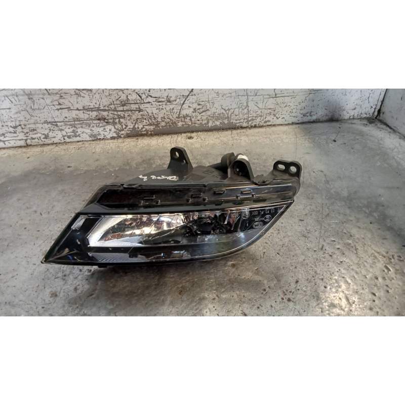 Recambio de faro antiniebla derecho para seat toledo (kg3) style referencia OEM IAM 6J9941702A 1NE01107702 