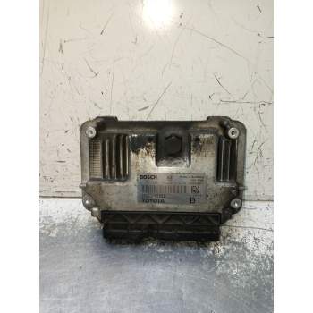 CENTRALITA MOTOR UCE 0261S06138 396610DD80 1039S40351 2005