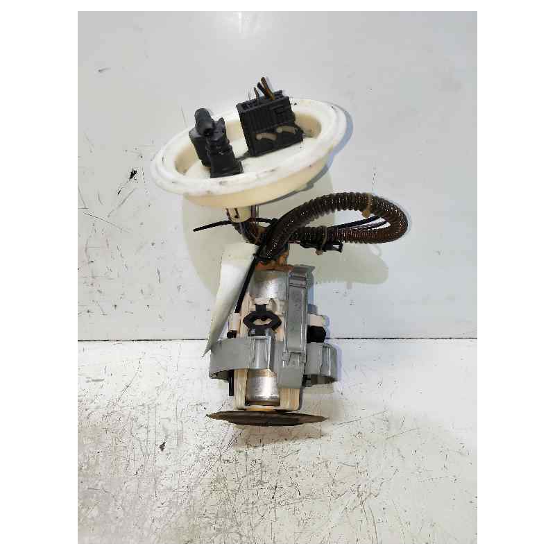 Recambio de bomba combustible para bmw serie 7 (e65/e66) 745i referencia OEM IAM 6752837 AFORADOR 