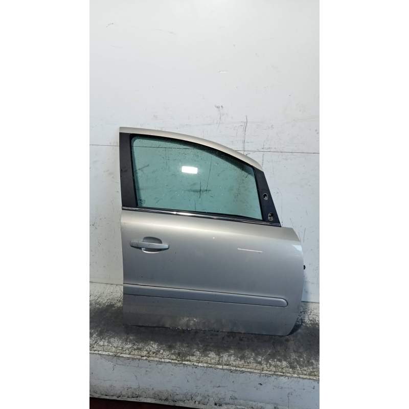 Recambio de puerta delantera derecha para opel zafira b 1.8 16v referencia OEM IAM  5P 2005