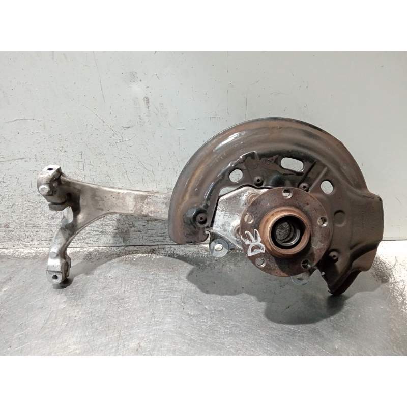 Recambio de mangueta delantera derecha para audi a8 (4e2) 4.2 quattro referencia OEM IAM 4E0615312D  