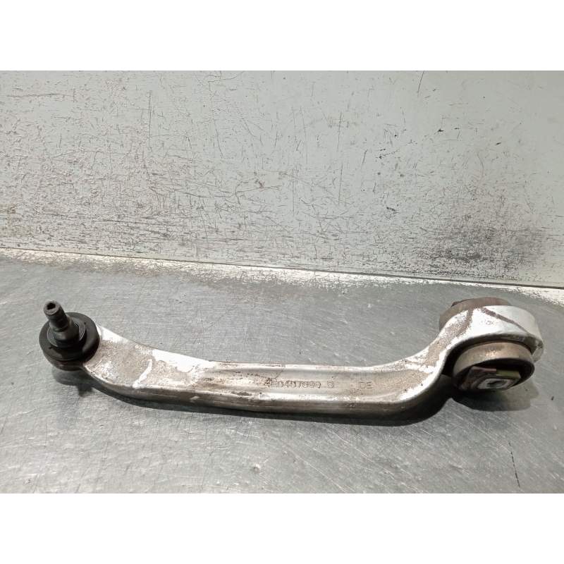Recambio de brazo suspension inferior delantero derecho para audi a8 (4e2) 4.2 quattro referencia OEM IAM 4E0407696B  