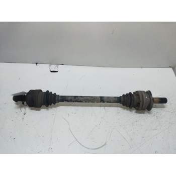 TRANSMISION TRASERA DERECHA 318G 2001