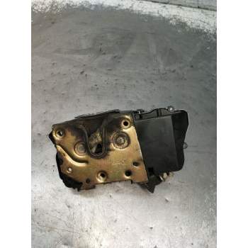 MOTOR CIERRE CENTRALIZADO DELANTERO DERECHO 3P 2001