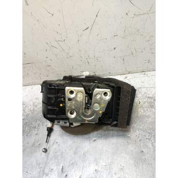 MOTOR CIERRE CENTRALIZADO TRASERO DERECHO 5P J11/2013
