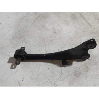 BRAZO SUSPENSION SUPERIOR TRASERO DERECHO 18G 2012
