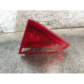 PILOTO TRASERO DERECHO INTERIOR 8T0945094 