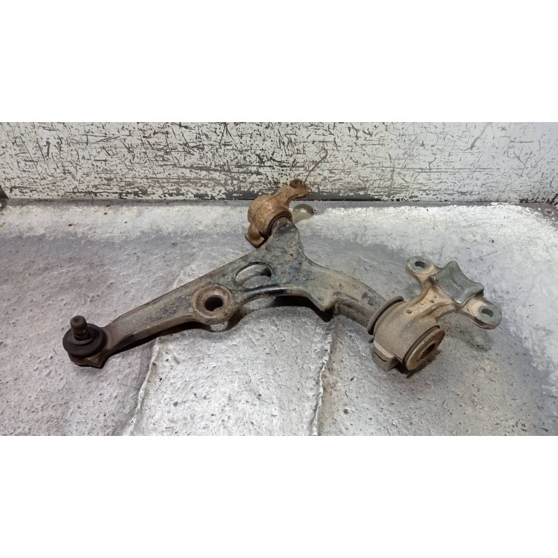 Recambio de brazo suspension inferior delantero izquierdo para peugeot 806 srdt referencia OEM IAM   