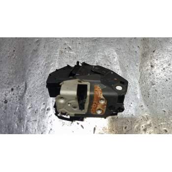 MOTOR CIERRE CENTRALIZADO TRASERO DERECHO AM5AR26412AF 5P 2012