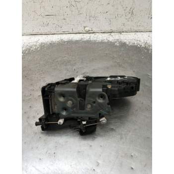 MOTOR CIERRE CENTRALIZADO DELANTERO DERECHO 30699787 5P 2004