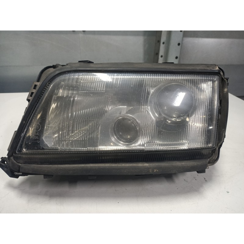 Recambio de faro izquierdo para audi a8 (d2) 2.5 tdi referencia OEM IAM 0301047273  