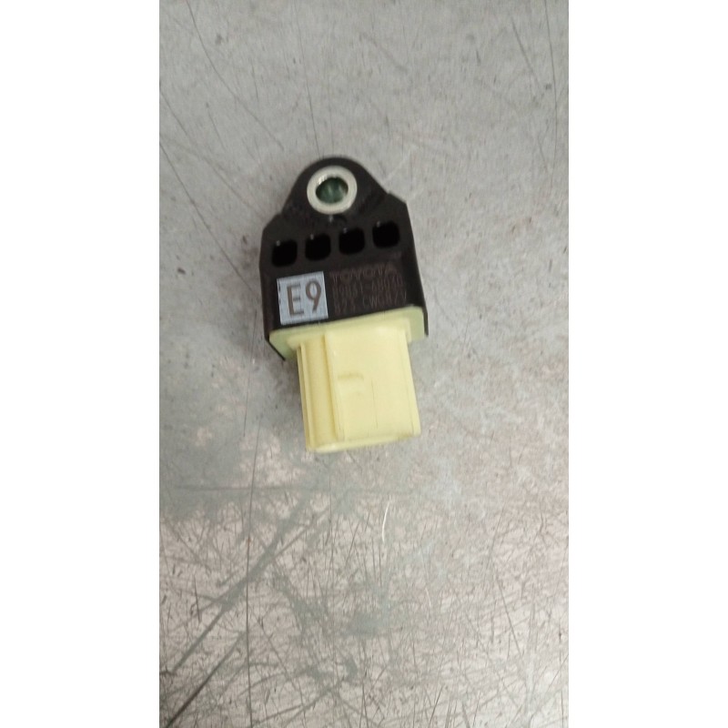 Recambio de sensor para toyota prius+ advance referencia OEM IAM 8983168030  