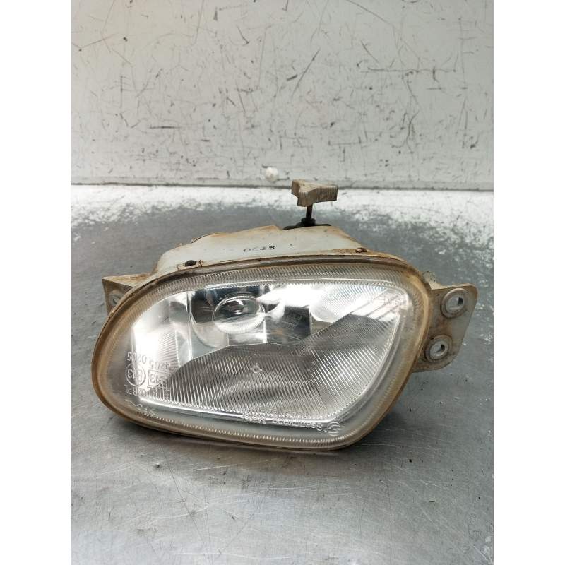 Recambio de faro antiniebla izquierdo para ssangyong korando (kj) 2.9 td referencia OEM IAM   2004