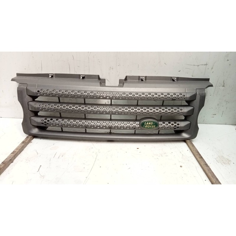 Recambio de rejilla delantera para land rover range rover sport v6 td hse referencia OEM IAM   