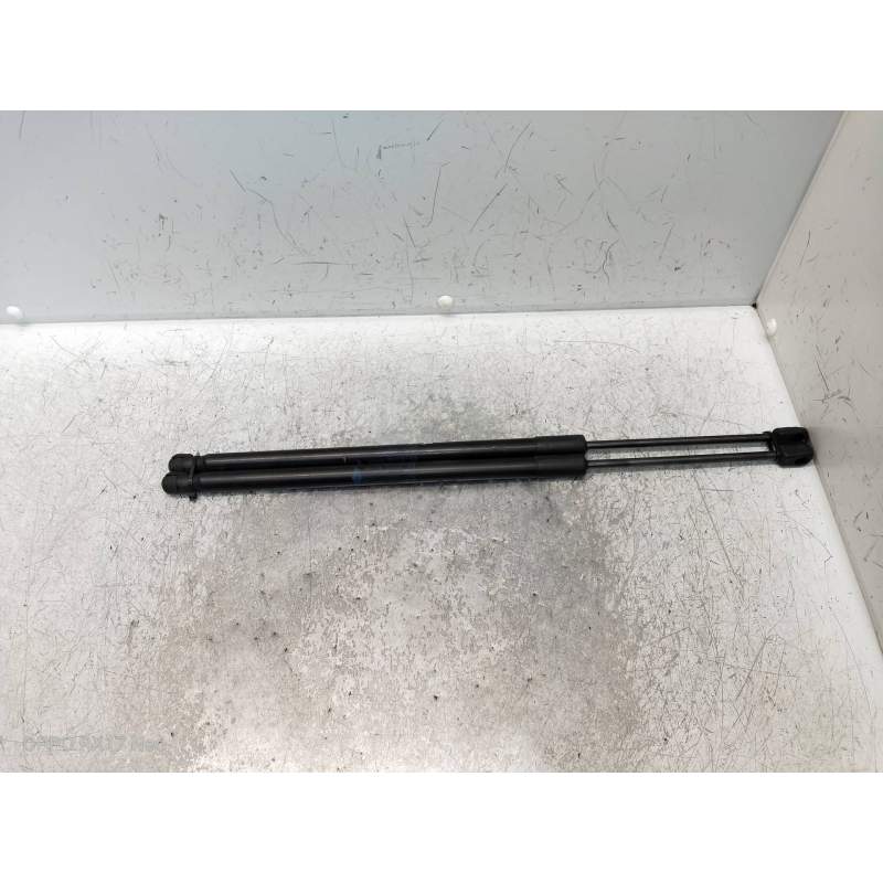 Recambio de amortiguadores maletero / porton para mini countryman (f60) cooper referencia OEM IAM 8281660590N 512438939804 