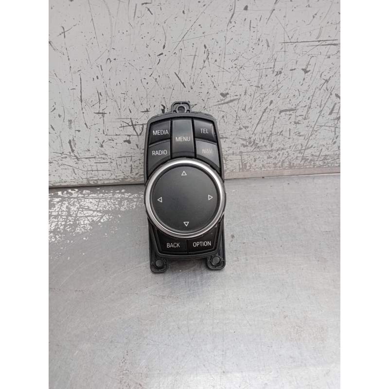 Recambio de mando multifuncion para bmw 5 (f10) 520 d referencia OEM IAM 6582935072302 90160002 192263 2014