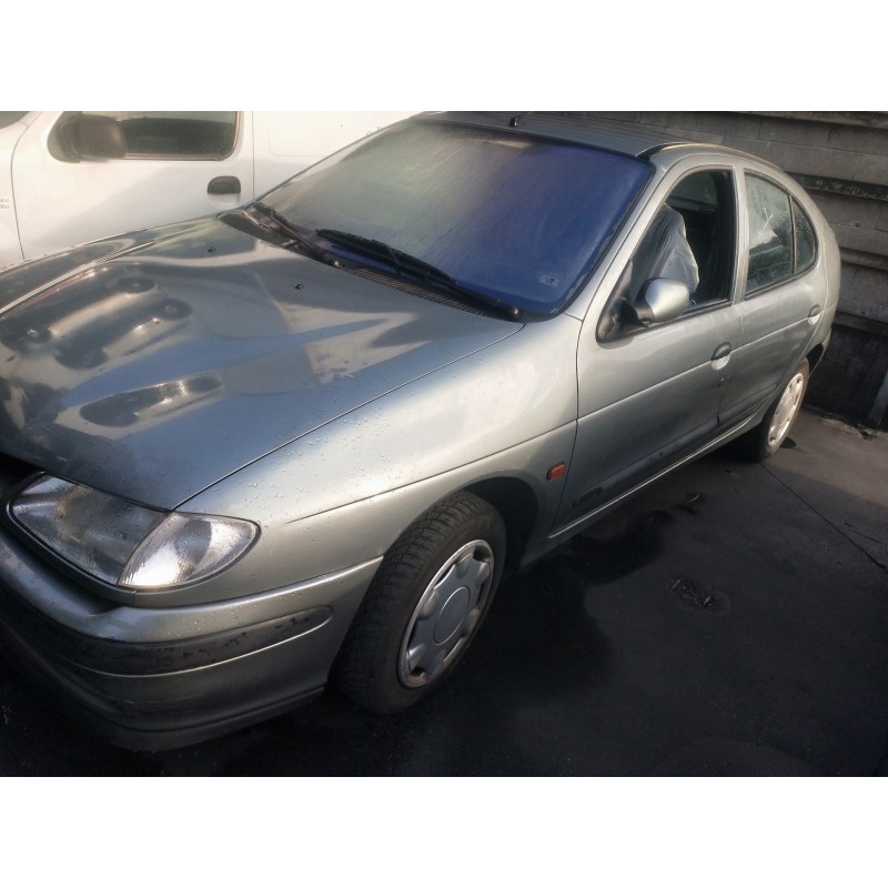 renault megane i berlina hatchback (ba0) del año 1998