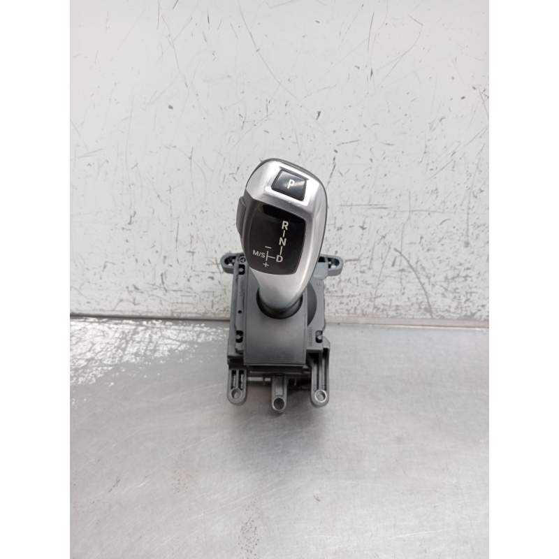 Recambio de palanca cambio para bmw 5 (f10) 520 d referencia OEM IAM 929690401 1010002100. 10049934 1009997500 2014