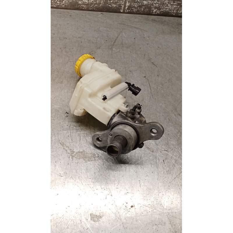 Recambio de bomba freno para fiat panda (312_, 319_) 1.2 (312pxa1a) referencia OEM IAM 32668941 12G 2012