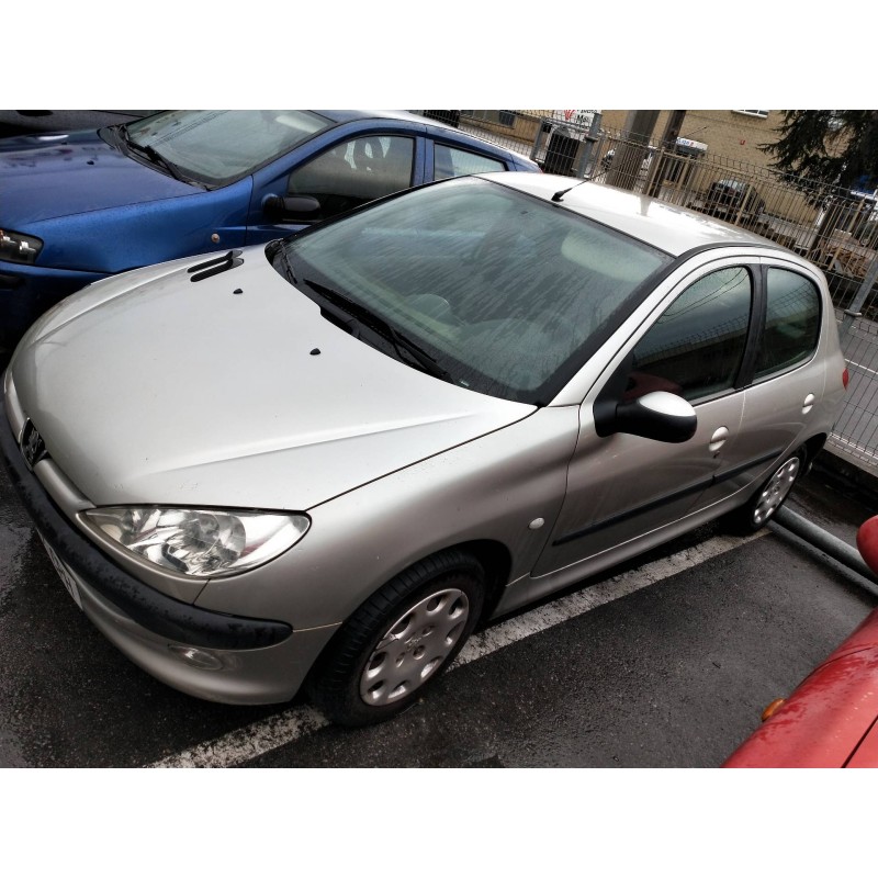 peugeot 206 berlina del año 2003