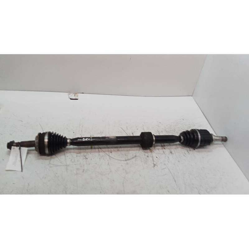 Recambio de transmision delantera derecha para toyota auris 1.6 16v cat referencia OEM IAM  16G 2006