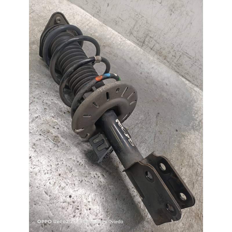 Recambio de amortiguador delantero derecho para peugeot 308 allure referencia OEM IAM 9816394580 16HDI 2014