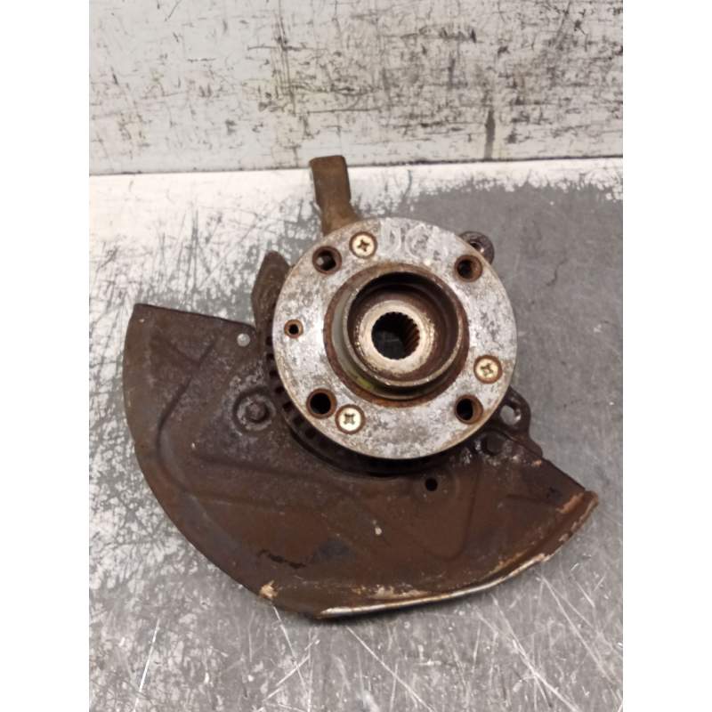 Recambio de mangueta delantera derecha para volkswagen passat b3/b4 (3a2, 35i) 2.0 referencia OEM IAM   