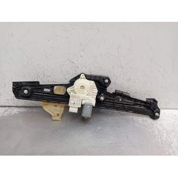 ELEVALUNAS DELANTERO DERECHO 807201618R 5P G78203101 2025