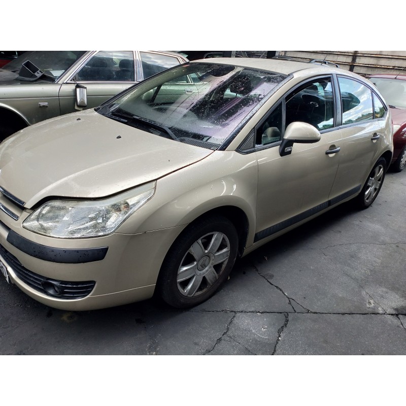 citroen c4 berlina del año 2004