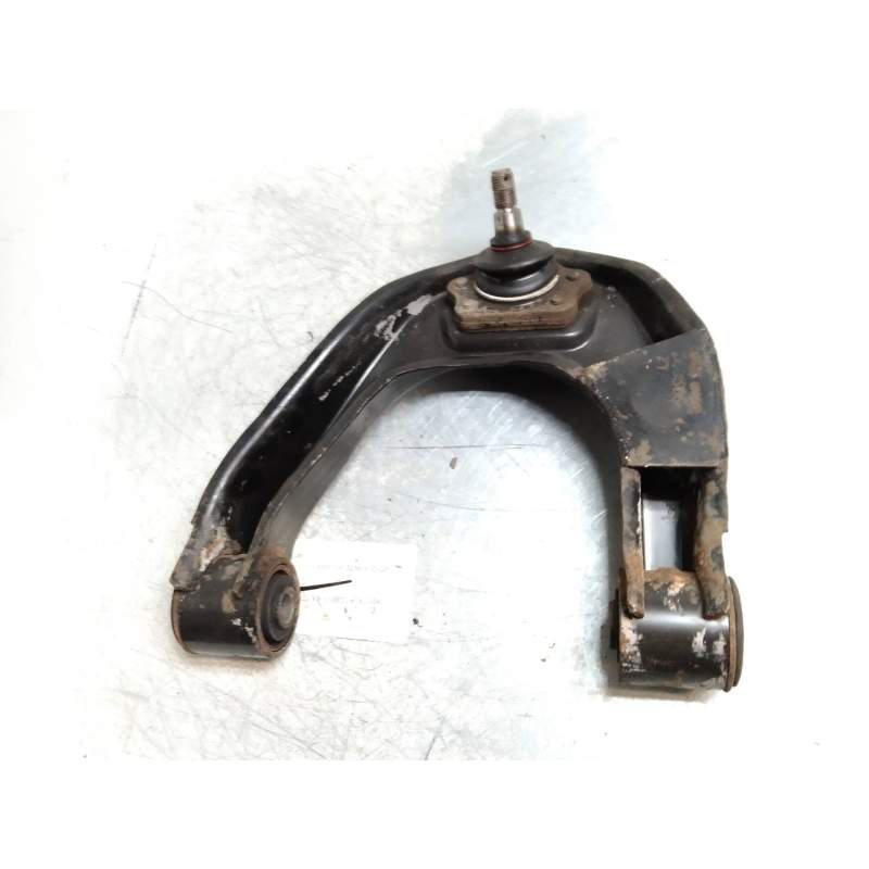 Recambio de brazo suspension superior delantero izquierdo para nissan cabstar e 3.0 d referencia OEM IAM   