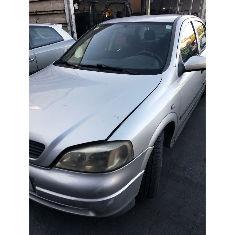 opel astra g berlina del año 2002