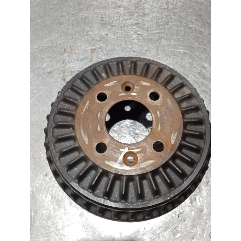 Recambio de tambor freno trasero para dacia sandero iii 1.0 tce 90 eco-g referencia OEM IAM   