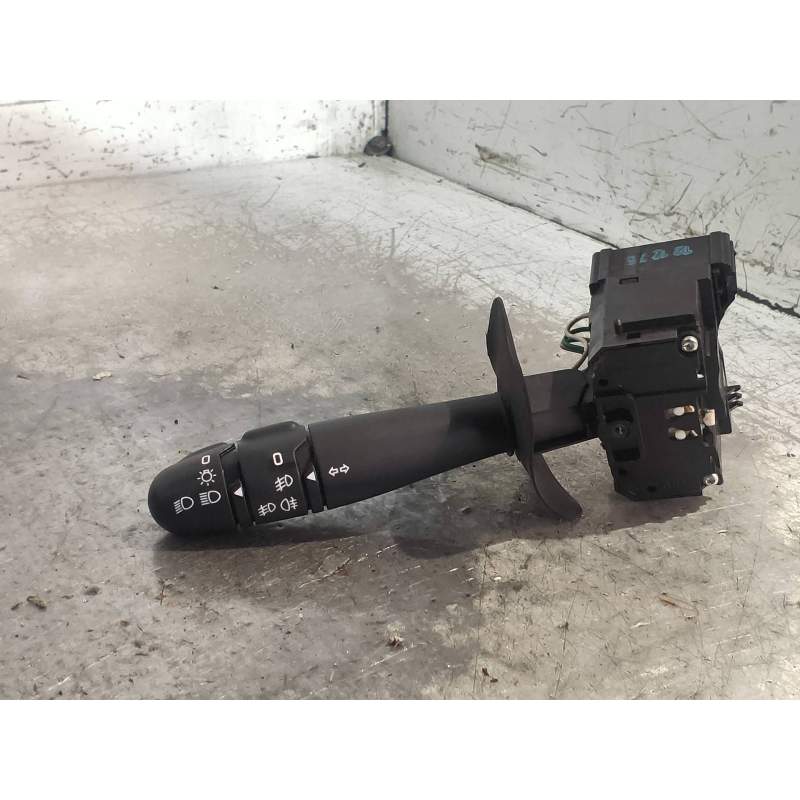 Recambio de mando luces para renault clio ii fase ii (b/cb0) authentique referencia OEM IAM 6166  2001
