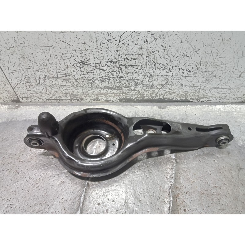 Recambio de brazo suspension inferior trasero derecho para volvo v40 basis referencia OEM IAM   