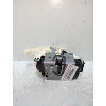 MOTOR CIERRE CENTRALIZADO TRASERO DERECHO A2047302835 4P