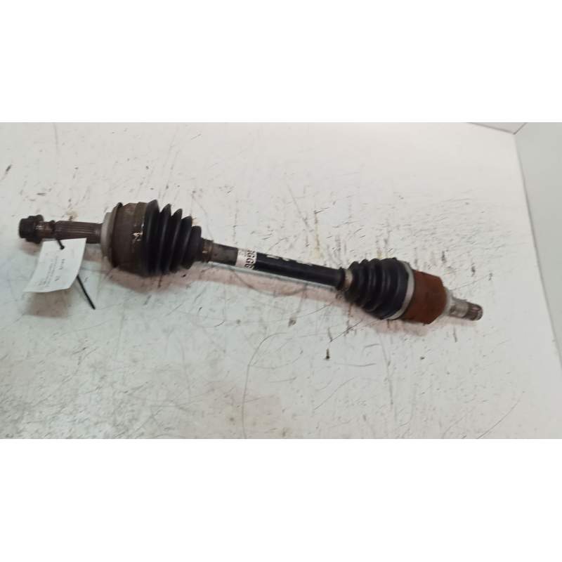Recambio de transmision delantera izquierda para toyota yaris 1.4 turbodiesel cat referencia OEM IAM   