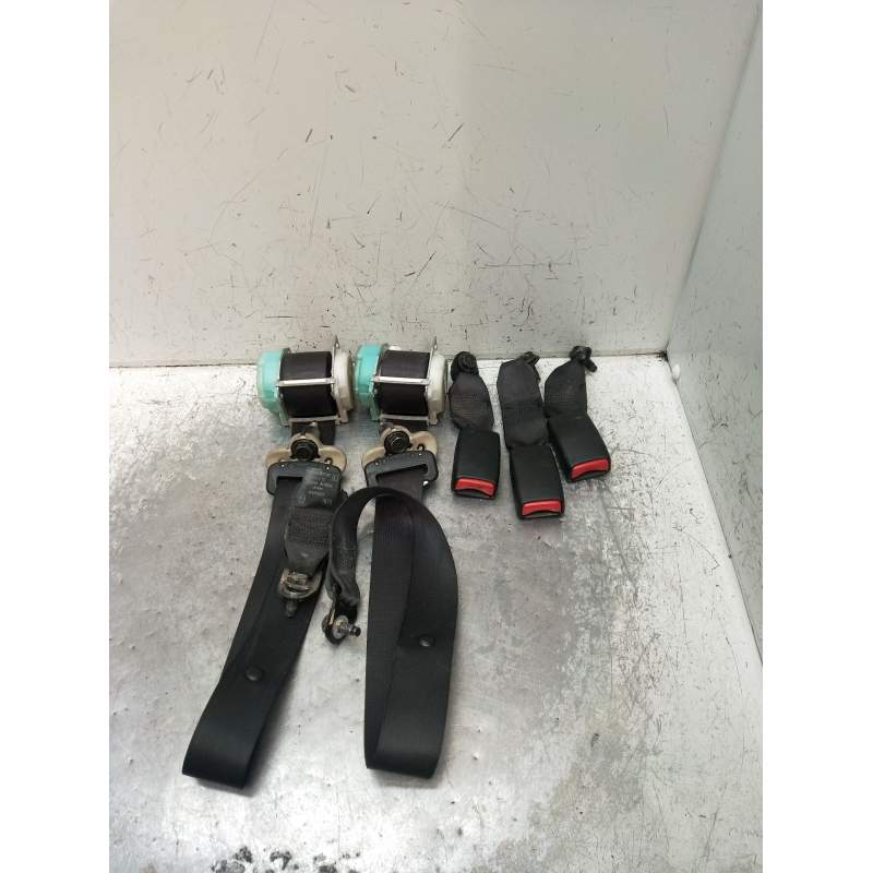 Recambio de juego cinturones trasero para nissan note (e11, ne11) 1.5 dci referencia OEM IAM  5P 2006