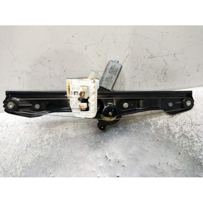 Recambio de elevalunas trasero derecho para bmw 3 (f30, f80) 318 d referencia OEM IAM 3S1722A 4P 2015