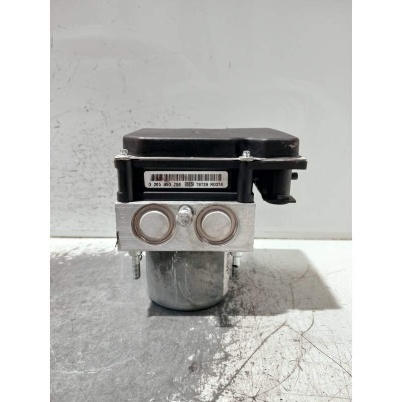 Recambio de abs para fiat bravo (198) referencia OEM IAM 0265950756 0265235416 51798096
