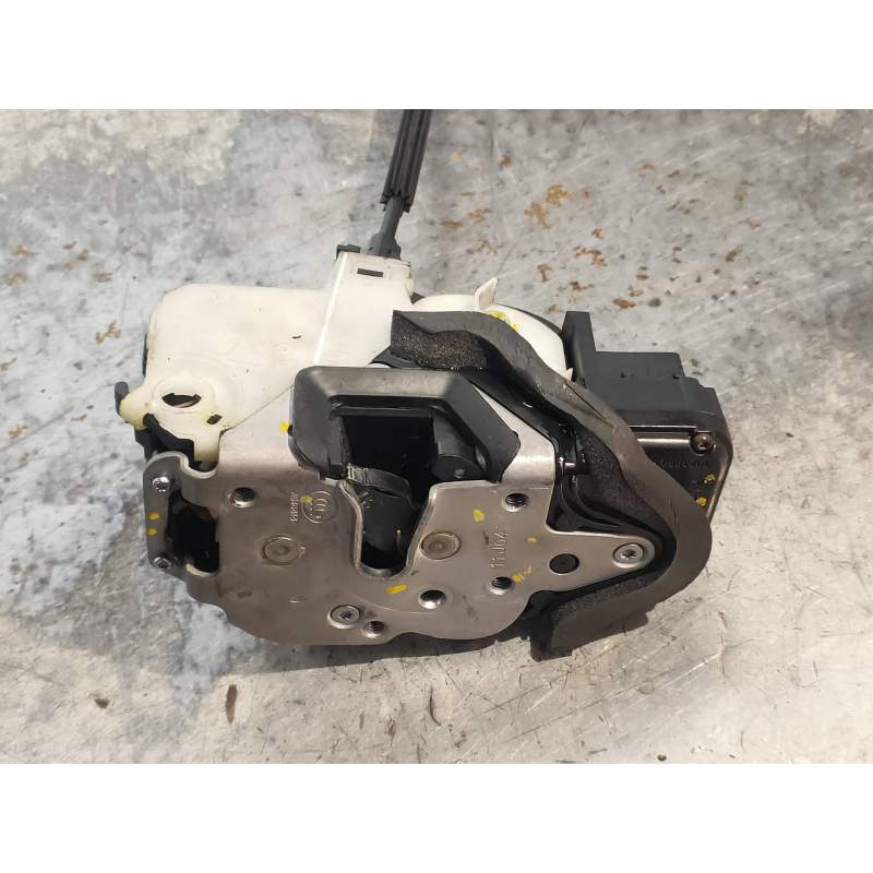 Recambio de motor cierre centralizado delantero derecho para chevrolet aveo berlina hatchback lt referencia OEM IAM 13577984  5P