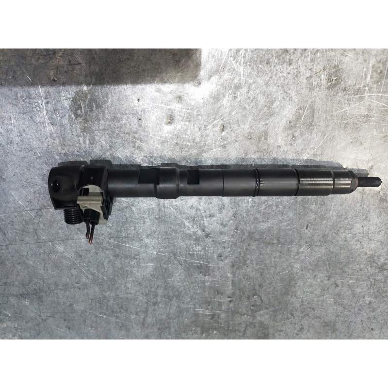 Recambio de inyector para volkswagen polo (6r1) crosspolo referencia OEM IAM 03P130277V400 28231462 DELPHI