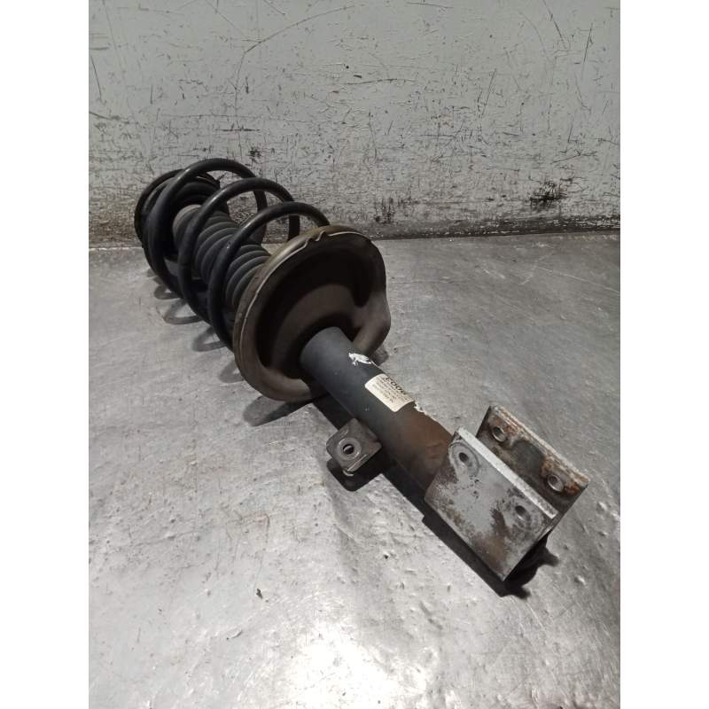 Recambio de amortiguador delantero derecho para peugeot 307 berlina (s2) xr referencia OEM IAM  16HDI 2005